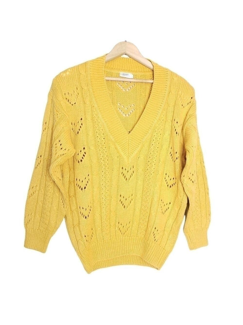 VINTAGE Wheat Yellow V-neck Cable Knit Sweater size Medium - Picture 1 of 10